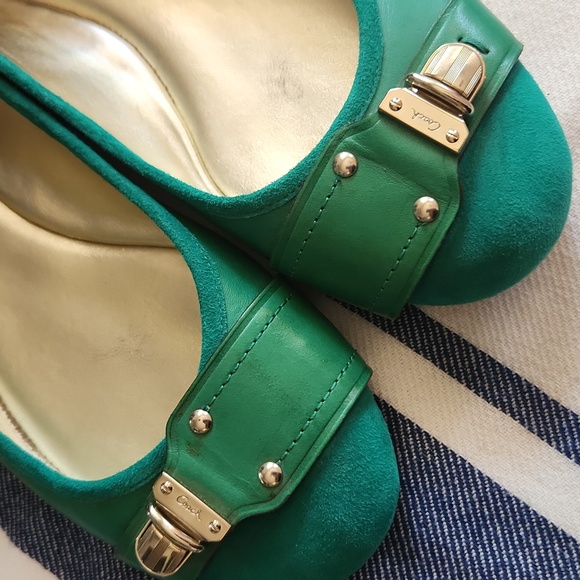 A2175 Daphnee Coach Shoes - Picture 7 of 9